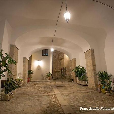 Casa Vacanze - Franco Ed Enza Bed & Breakfast San Gregorio Magno Exterior photo