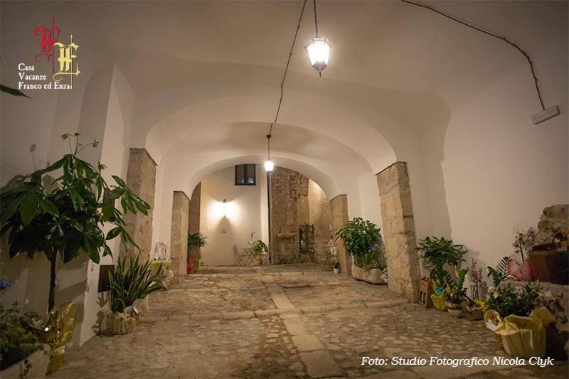 Casa Vacanze - Franco Ed Enza Bed & Breakfast San Gregorio Magno Exterior photo