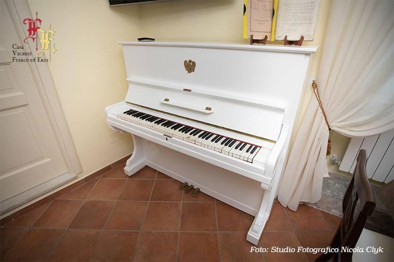 Casa Vacanze - Franco Ed Enza Bed & Breakfast San Gregorio Magno Exterior photo