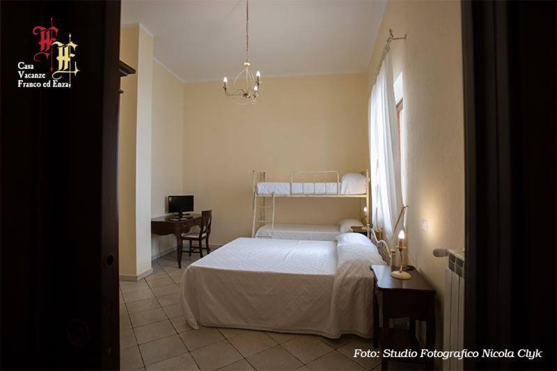 Casa Vacanze - Franco Ed Enza Bed & Breakfast San Gregorio Magno Exterior photo