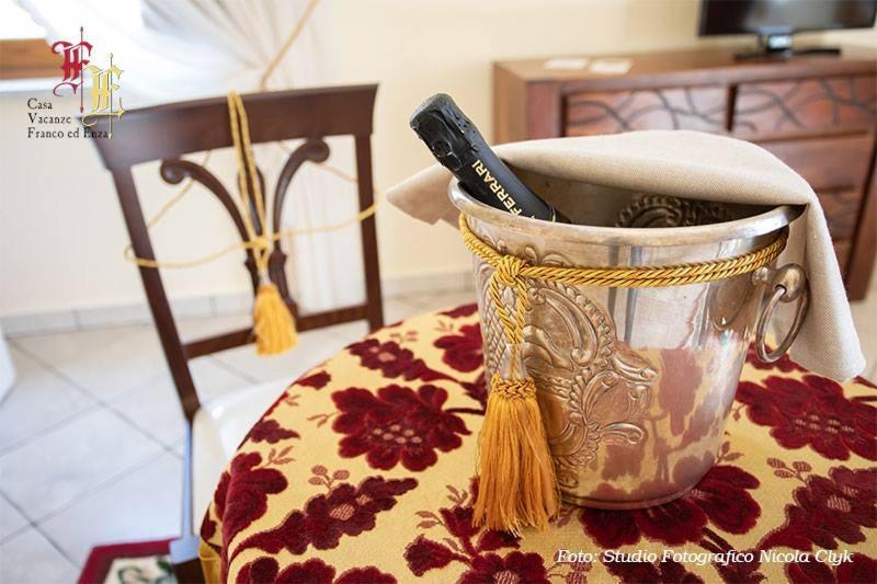 Casa Vacanze - Franco Ed Enza Bed & Breakfast San Gregorio Magno Exterior photo